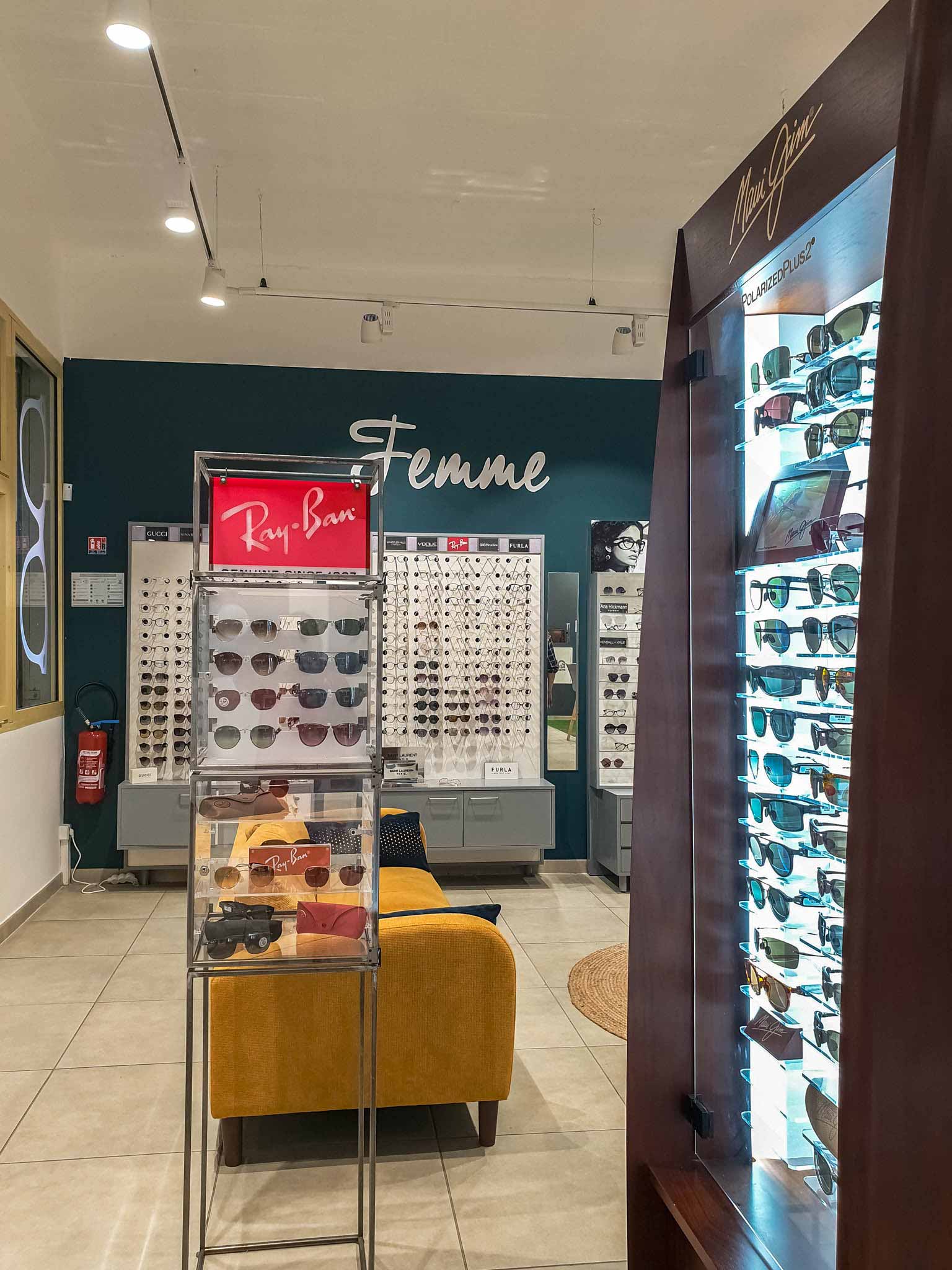 odb-eperon-femme-rayban-mauijim ODB Eperon, montures optiques et solaires hommes et femmes, RayBan et Maui-Jim